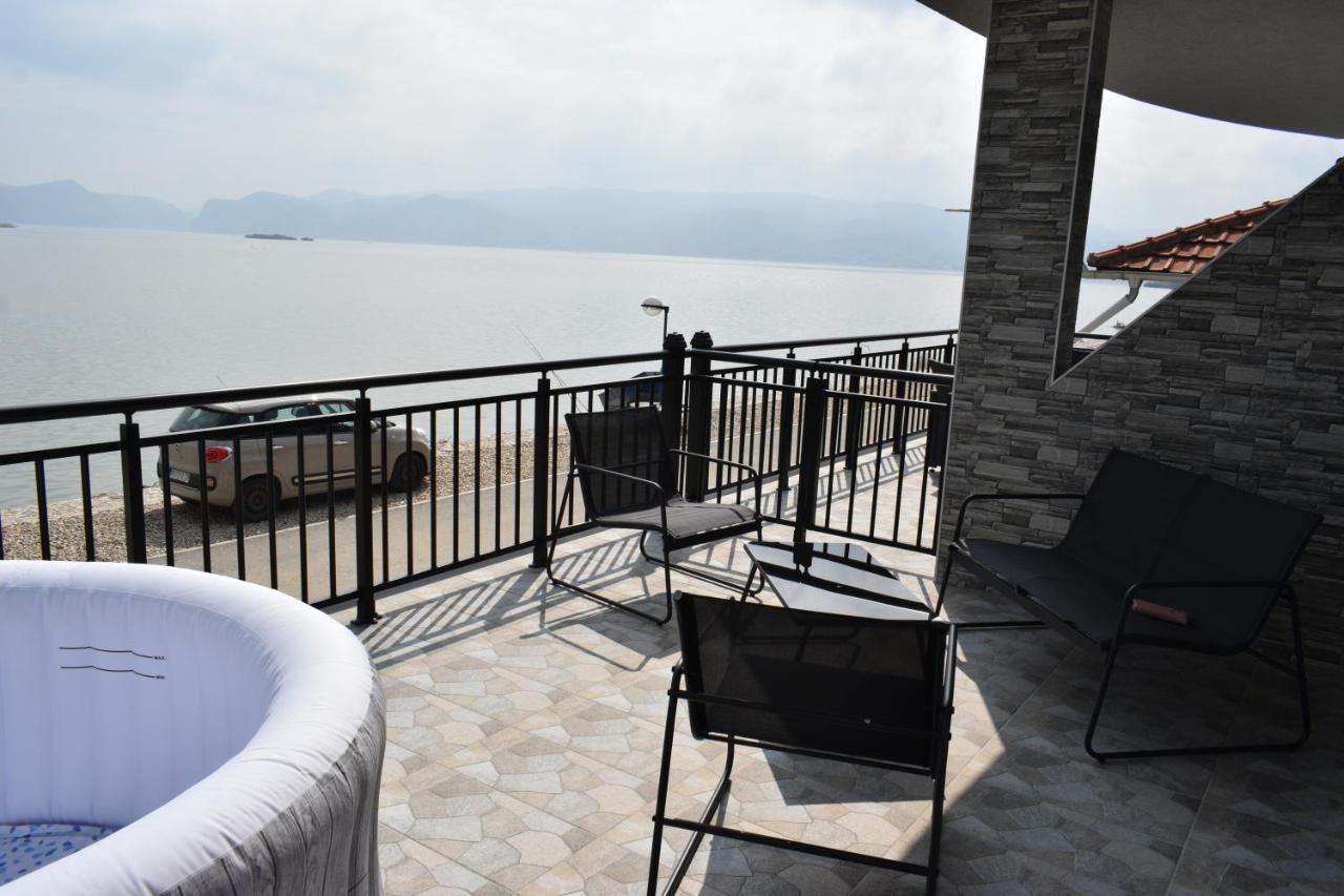 Vila Memphis Golubac Esterno foto
